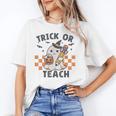 Trick Or Teach Teacher Unisex T-Shirt, funny gift Trick Or Teach Teacher Unisex T-Shirt, funny gift