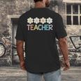 Groovy Teacher Cute Daisy Flower Retro Back To School Men's Back Print T-Shirt, funny design Groovy Teacher Cute Daisy Flower Retro Back To School Men's Back Print T-Shirt, funny design