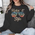 P41l Retro Kickin It 5th Grade Style Teacher Back To School For Men Women Girls Kids Unisex Sweatshirt, funny design P41l Retro Kickin It 5th Grade Style Teacher Back To School For Men Women Girls Kids Unisex Sweatshirt, funny design