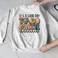 Good Day To Do Math Teacher Vintage Groovy Nerd Women Men Men Graphic Sweatshirt, Groovy Teacher Gifts, funny design