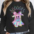 Cute Ghost Book Reading Halloween Teacher Top Girls Women Women Crewneck Sweatshirt, funny design