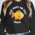 Que Hace Un Pez Nada Spanish Teacher Bilingual Teacher Dual Women Crewneck Sweatshirt, funny design Que Hace Un Pez Nada Spanish Teacher Bilingual Teacher Dual Women Crewneck Sweatshirt, funny design