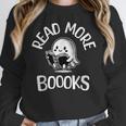 Vintage Halloween Teacher Women Reading Read More Books Women Crewneck Sweatshirt, funny design