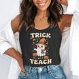 Halloween Teacher Shirts Women School Trick Or Teach Groovy Flowy Tank, funny gift