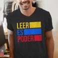 Leer Es Poder Colombian Spanish Teacher Maestra Colombia Men's V-Neck T-Shirt, funny gift Leer Es Poder Colombian Spanish Teacher Maestra Colombia Men's V-Neck T-Shirt, funny gift