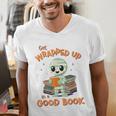 Cute Halloween Teacher Librarian Mummy Reading Books Men's V-Neck T-Shirt, funny gift