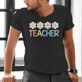 Groovy Teacher Cute Daisy Flower Retro Back To School Men's V-Neck T-Shirt, Groovy Teacher Shirts, gift for family, gift for coworker