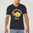 Que Hace Un Pez Nada Spanish Teacher Bilingual Teacher Dual Men's V-Neck T-Shirt, novelty gifts, funny gifts