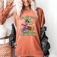 All The Cool Dragons Are Reading Dragon Teacher Women's Comfort Colors T-Shirt Yam