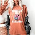 Donut Stop Reading Kawaii Teacher Preschool Kindergarten Women's Comfort Colors T-Shirt Yam