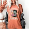 Teachers Love Brains Tee-Shirt Men Women Halloween Teacher Women's Comfort Colors T-Shirt Yam