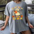 You Can't Scare Me I Teach First Grade Halloween Teacher Women's Comfort Colors T-Shirt Gray You Can't Scare Me I Teach First Grade Halloween Teacher Women's Comfort Colors T-Shirt Gray