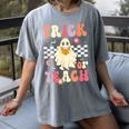 Groovy Teacher Halloween Retro Trick Or Teach Floral Ghost Women's Comfort Colors T-Shirt Gray Groovy Teacher Halloween Retro Trick Or Teach Floral Ghost Women's Comfort Colors T-Shirt Gray