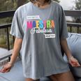 Maestra Fabulosa Bilingual Spanish Espanol Teacher School Women's Comfort Colors T-Shirt Gray