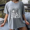 Read In Peace Skeleton Reading Teacher Spooky Halloween Women's Comfort Colors T-Shirt Gray