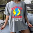 Wonder Teacher Costume Shirt Teacher Halloween Costume Tee Women's Comfort Colors T-Shirt Gray