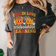 Fall In Love With Learning Autumn Pumpkin Fall Teacher Kids Women's Comfort Colors T-Shirt Pepper Fall In Love With Learning Autumn Pumpkin Fall Teacher Kids Women's Comfort Colors T-Shirt Pepper