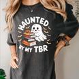 Haunted By My TBR Cute Ghost Book Reading Teacher Halloween Women's Comfort Colors T-Shirt Pepper