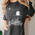Read In Peace Skeleton Halloween Book Reading Spooky Teacher Women's Comfort Colors T-Shirt Pepper