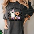 Retro You Can't Scare Me I Teach 5th Grade Teacher Halloween Women's Comfort Colors T-Shirt Pepper Retro You Can't Scare Me I Teach 5th Grade Teacher Halloween Women's Comfort Colors T-Shirt Pepper