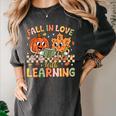 Retro Fall In Love With Learning Autumn Pumpkin Teacher Kids Women's Comfort Colors T-Shirt Pepper