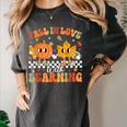 Retro Pumpkin Fall In Love With Learning Autumn Teacher Women's Comfort Colors T-Shirt Pepper