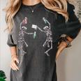 Science Teacher Dancing Skeleton Halloween Chemist Scientist Women's Comfort Colors T-Shirt Pepper