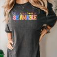 Se Amable Be Kind In Spanish Groovy Teacher Flowers Women's Comfort Colors T-Shirt Pepper