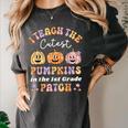 I Teach The Cutest Pumpkins In The Patch 1st Grade Teacher For Men Women Kids Women's Comfort Colors T-Shirt Pepper