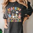 Teaching Future Leaders Teacher Back To School Cute Goose Women's Comfort Colors T-Shirt Pepper