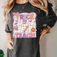 Trick Or Teach Retro Halloween Teacher Look Women's Comfort Colors T-Shirt Pepper