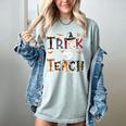 Fall Holiday Themed Thanksgiving Halloween Teacher Trick Or Women's Comfort Colors T-Shirt Bay