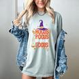 Witchy Halloween Hocus Pocus Everybody Focus Teacher Pumpkin Women's Comfort Colors T-Shirt Bay