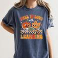 Retro Fall In Love With Learning Autumn Pumpkin Teachers Women's Comfort Colors T-Shirt Denim