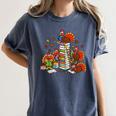 Turkey Reading Books Fall Thanksgiving Teacher Librarian Women's Comfort Colors T-Shirt Denim