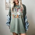 Fall Holiday Themed Thanksgiving Halloween Teacher Trick Or Women's Comfort Colors T-Shirt Berry