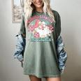 Retro Pink Christmas Santa's Favorite Art Teacher Artist Women's Comfort Colors T-Shirt Berry