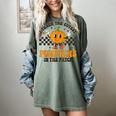 I Teach The Cutest Pumpkins In The Patch Groovy Teacher Fall Women's Comfort Colors T-Shirt Berry