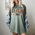 Teacher Y'All Gonna Learn Today First Day Of School Teacher Women's Comfort Colors T-Shirt Berry