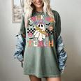Trick Or Teach Groovy Teacher Halloween Retro Floral Ghost Women's Comfort Colors T-Shirt Berry