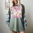 Trick Or Teach Retro Halloween Teacher Look Women's Comfort Colors T-Shirt Berry