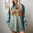 Turkey Reading Books Fall Thanksgiving Teacher Librarian Women's Comfort Colors T-Shirt Berry