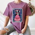 La Maestra Halloween Mexican Bingo Card Teacher Lottery Card Women's Comfort Colors T-Shirt Moss