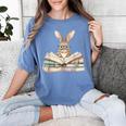 Cute Reading Bunny Glasses Books Bookworm Reader Teacher Women's Comfort Colors T-Shirt Blue Jean
