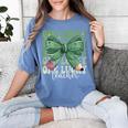 One Lucky Teacher Coquette Bow St Patricks Day Teacher Women's Comfort Colors T-Shirt Blue Jean