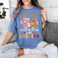 Retro Fall In Love With Learning Pumpkin Autumn Teacher Women's Comfort Colors T-Shirt Blue Jean