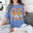 Retro Pumpkin Fall In Love With Learning Autumn Teacher Women's Comfort Colors T-Shirt Blue Jean