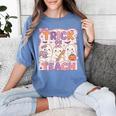 Trick Or Teach Retro Halloween Teacher Look Women's Comfort Colors T-Shirt Blue Jean