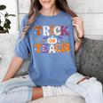 Trick Or Teach Teacher Halloween Costume Men Women Women's Comfort Colors T-Shirt Blue Jean Trick Or Teach Teacher Halloween Costume Men Women Women's Comfort Colors T-Shirt Blue Jean