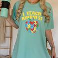 Autism Teacher Shirt I Teach Kindness Apple Puzzle Awareness Women's Comfort Colors T-Shirt Chalky Mint